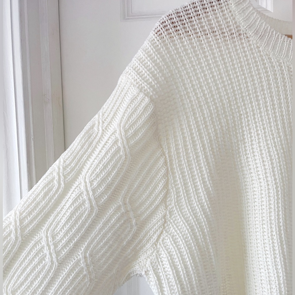 Love Change Italy Women’s Cream Crewneck Cable Knit Sweater 2X NWT - Picture 4 of 7